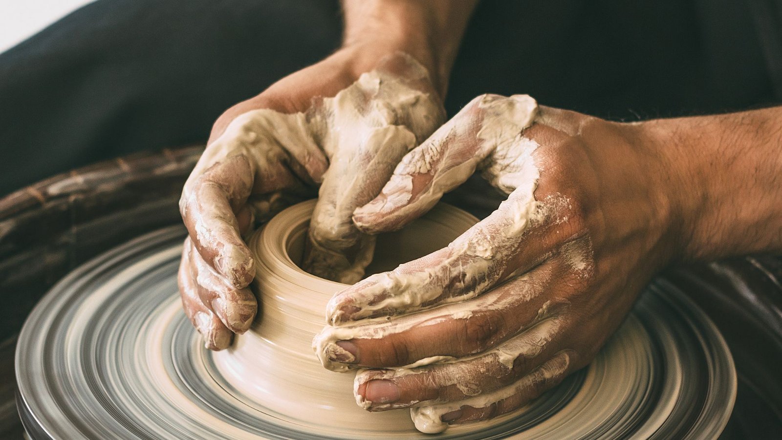 Pottery classes near Inverness at Fifth Element Pottery